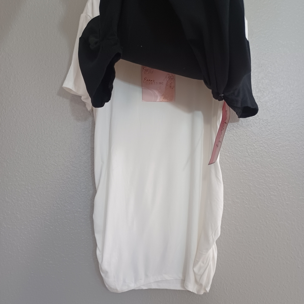 Emma's Expressions Black And White Short Sleeve Scoop Neck T-Shirt Tops 2 Pack - Picture 7 of 11